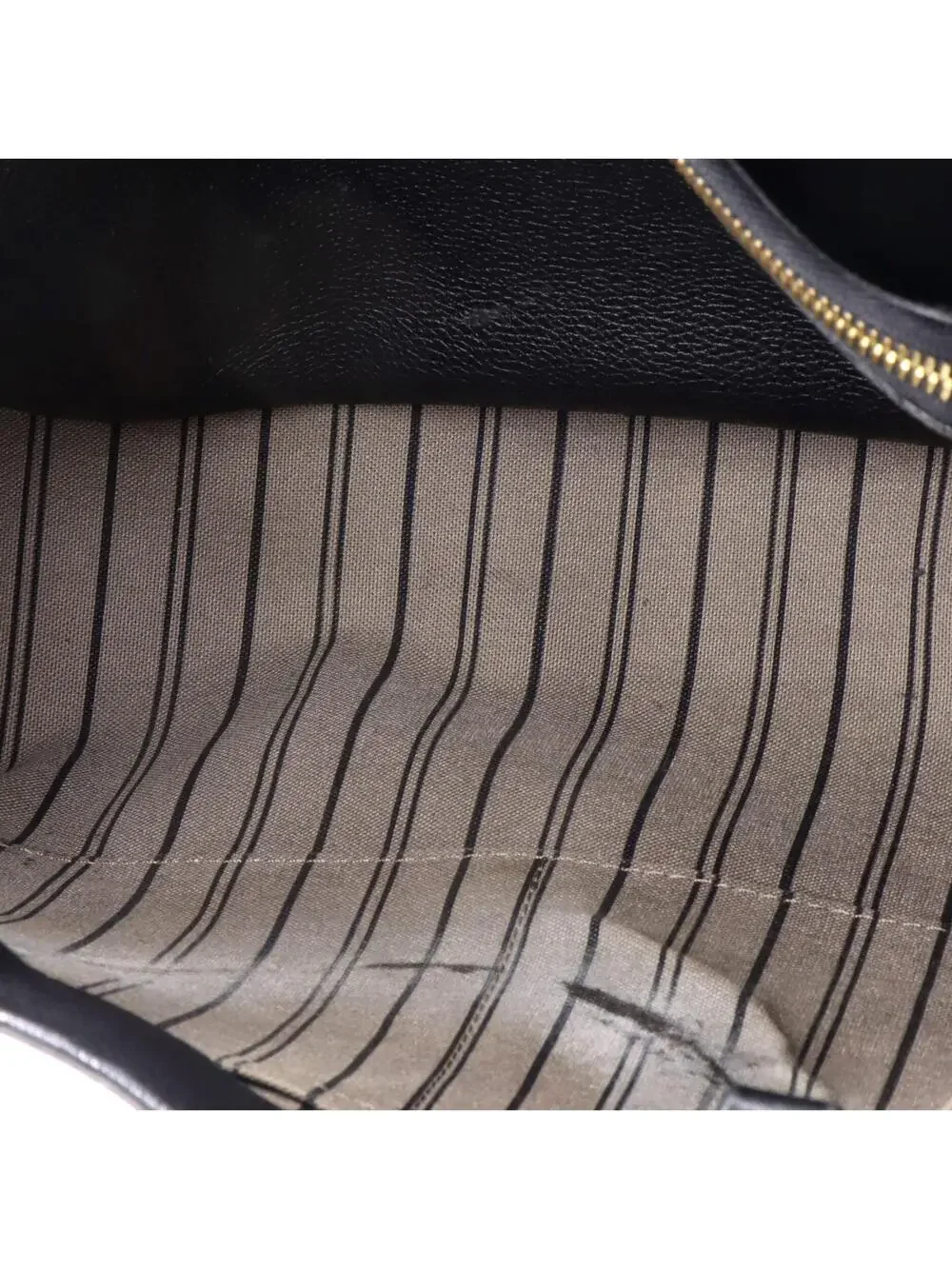 Louis Vuitton Montaigne Handbag #322435L18B